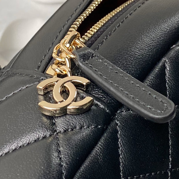 Black with Golden Chain Handle CH-056
