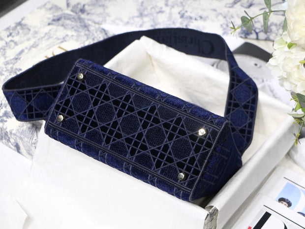 Embroidered Velvet Navy Blue, CD Charm, DI-040