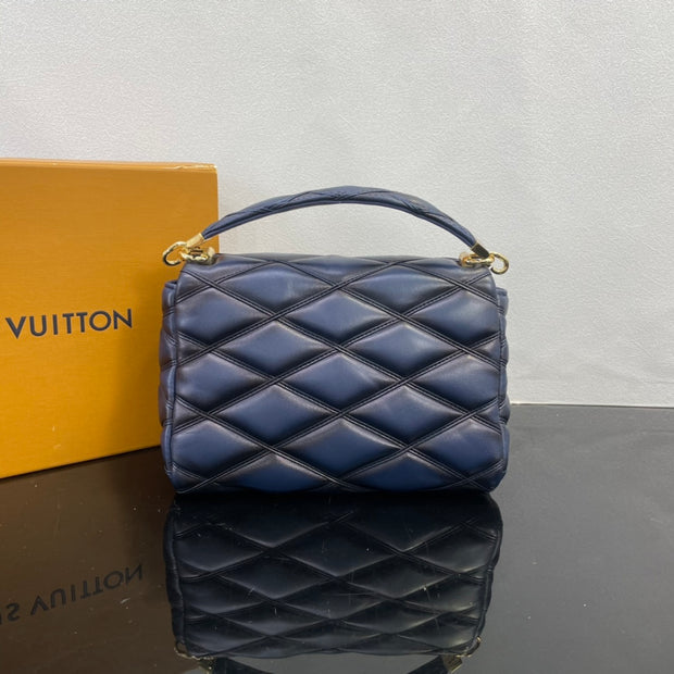 Quilted Rectangular Navy Blue with Gold Chain LV-028