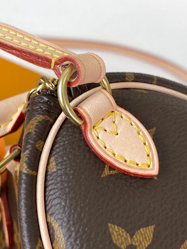 Small Round Brown with Beige Handles LV-040