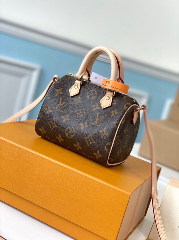 Small Round Brown with Beige Handles LV-040