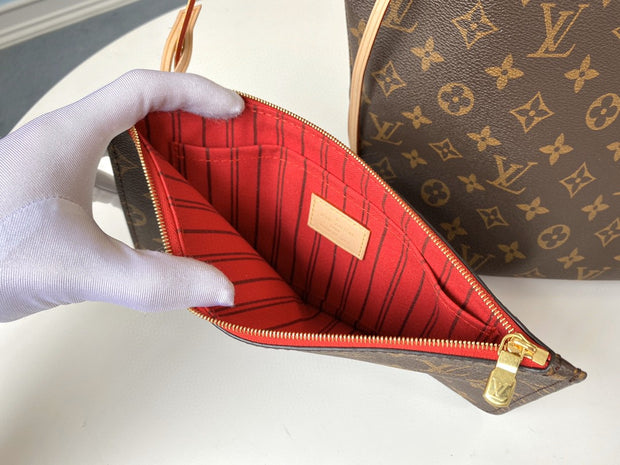 Small Round Brown with Beige Handles LV-042