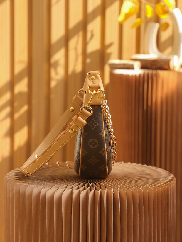 Small Round Brown with Beige Handles LV-042