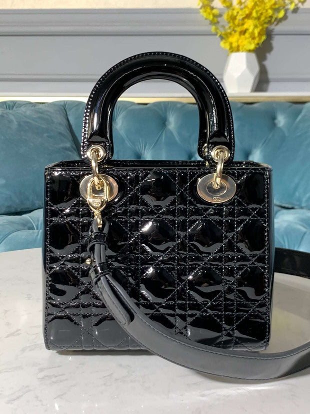 Mini Quilted Black, CD Buckle, DI-062