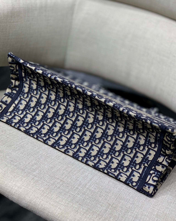 Navy & Beige, Monogram Print, DI-066