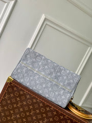 Grey with Beige Handles LV-052