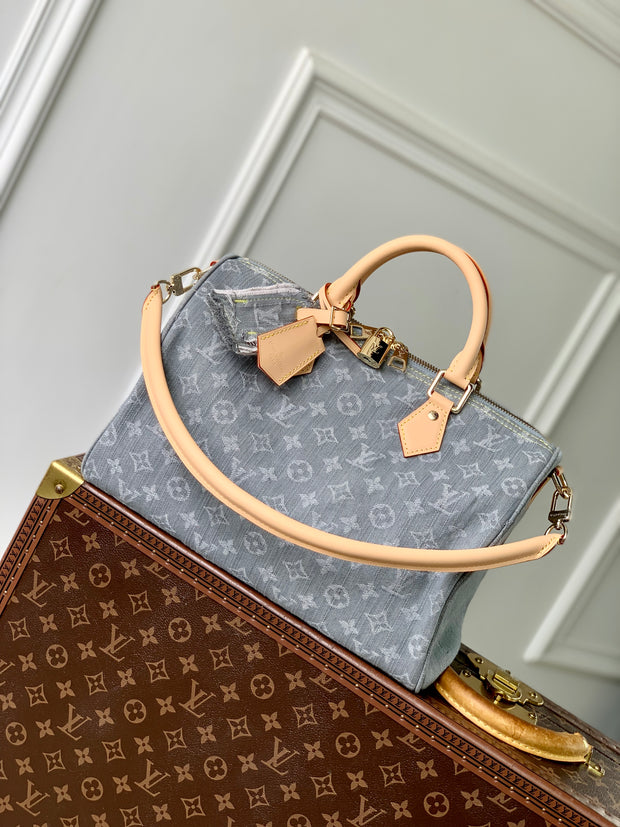 Grey with Beige Handles LV-052