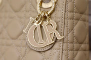 Mini Quilted Beige, CD Buckle, DI-058