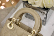 Mini Quilted Beige, CD Buckle, DI-058