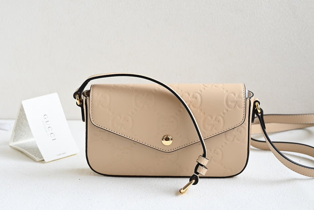 Crossbody with Strap, Beige, Rectangular Shape GCC-051