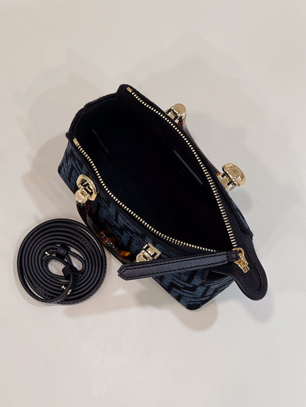 Blue with Tortoiseshell Handles FN-008