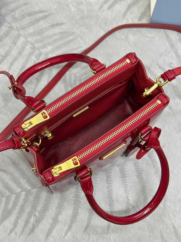 Red Patent leather mini killer bag