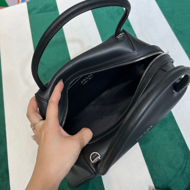 Full leather black 22fw show handbag/crossbody bag