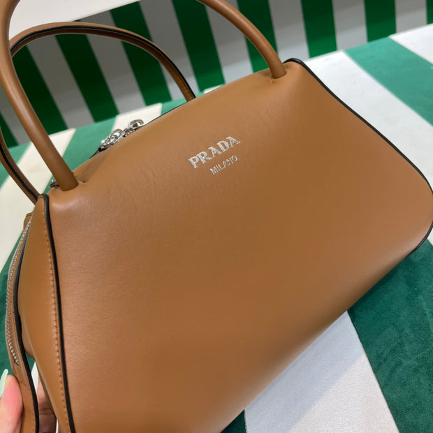 Full leather brown 22fw show handbag/crossbody bag