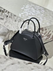 Black autumn and winter bag (small)