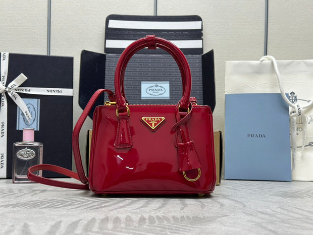 Red Patent leather mini killer bag
