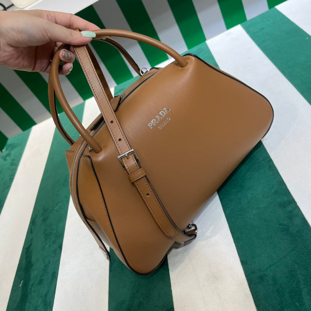 Full leather brown 22fw show handbag/crossbody bag