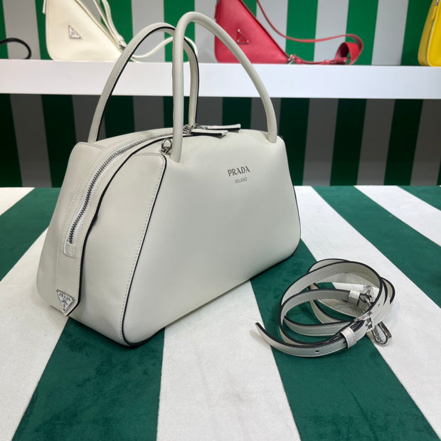 Full leather White 22fw show handbag/crossbody bag