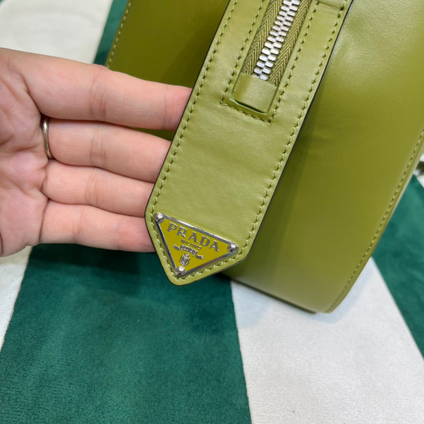 Full leather green 22fw show handbag/crossbody bag (large)