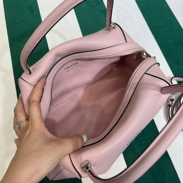 Full leather pink 22fw show handbag/crossbody bag